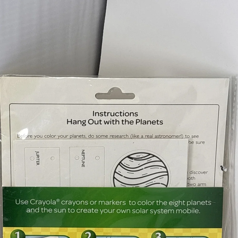 Crayola Creative Classroom Solar System Mobile DIY Kit Teaching Tree Ages 5+ NEW
